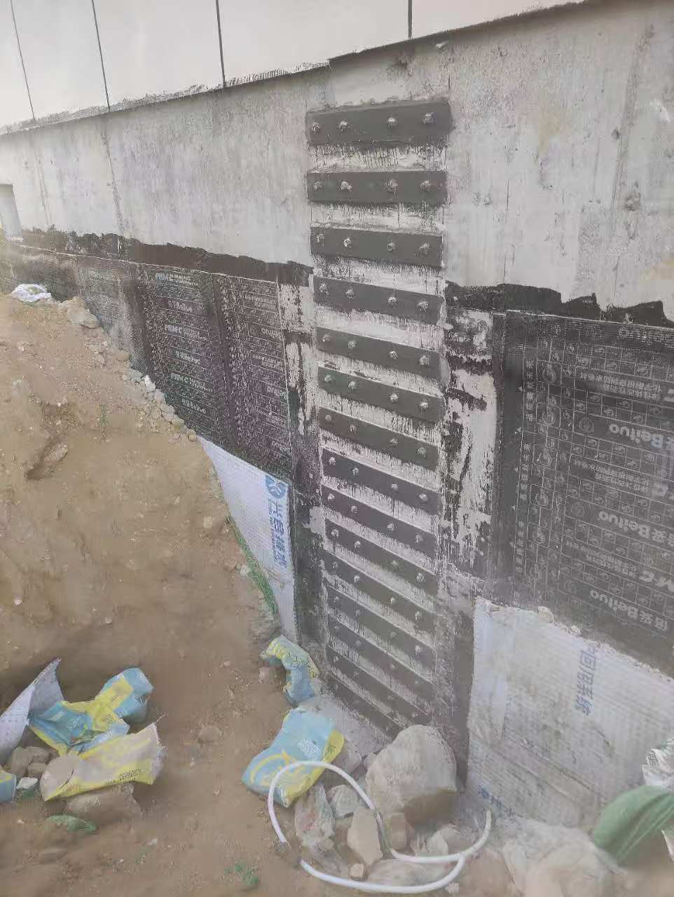 文昌房屋柱子加固方法